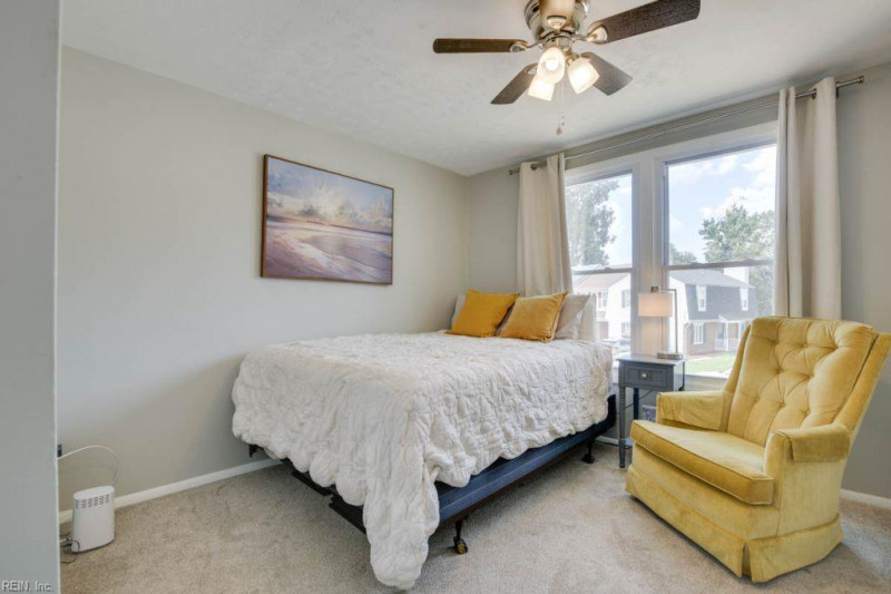 Photo 14 of 23 residential for sale in Virginia Beach virginia