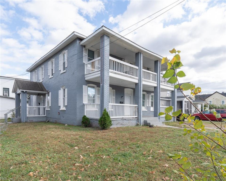 Photo 2 of 5 residential for sale in Portsmouth virginia