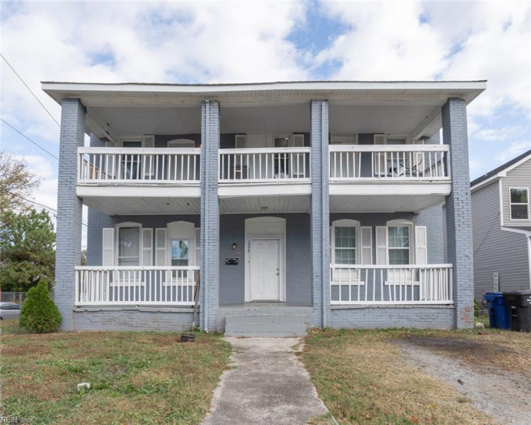 Photo 3 of 5 residential for sale in Portsmouth virginia