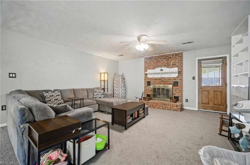 Photo 11 of 41 residential for sale in Chesapeake virginia Photo 11 of 41 residential for sale in Chesapeake virginia