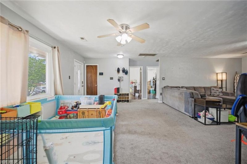 Photo 12 of 41 residential for sale in Chesapeake virginia Photo 12 of 41 residential for sale in Chesapeake virginia