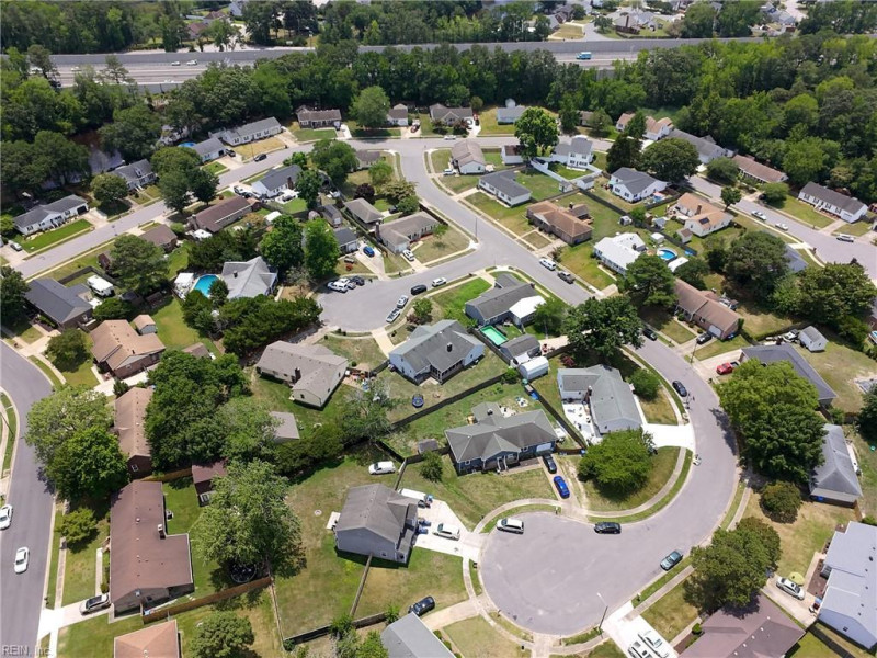 Photo 34 of 41 residential for sale in Chesapeake virginia Photo 34 of 41 residential for sale in Chesapeake virginia