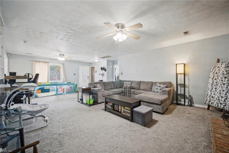 Photo 9 of 41 residential for sale in Chesapeake virginia Photo 9 of 41 residential for sale in Chesapeake virginia