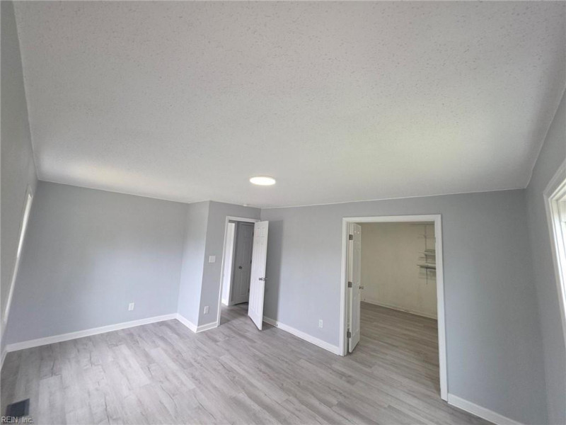 Photo 23 of 25 residential for sale in Portsmouth virginia
