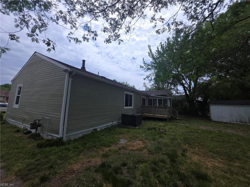 Photo 24 of 25 residential for sale in Portsmouth virginia