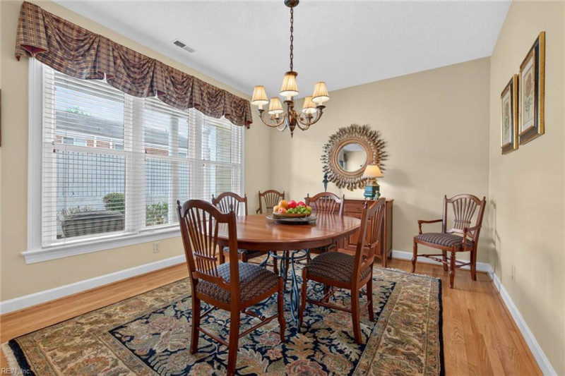 Photo 17 of 43 residential for sale in Virginia Beach virginia