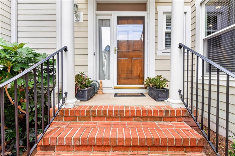 Photo 2 of 43 residential for sale in Virginia Beach virginia