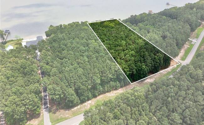 1129 Lawnes Neck Drive, Isle of Wight County, VA 23430