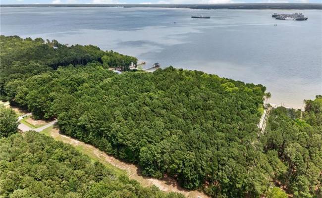 1129 Lawnes Neck Drive, Isle of Wight County, VA 23430
