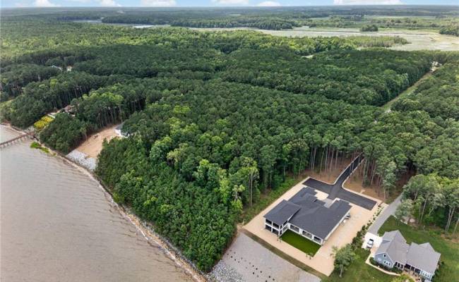 1129 Lawnes Neck Drive, Isle of Wight County, VA 23430