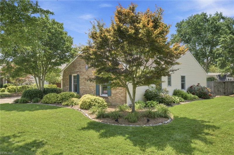 Photo 3 of 38 residential for sale in Virginia Beach virginia Photo 3 of 38 residential for sale in Virginia Beach virginia