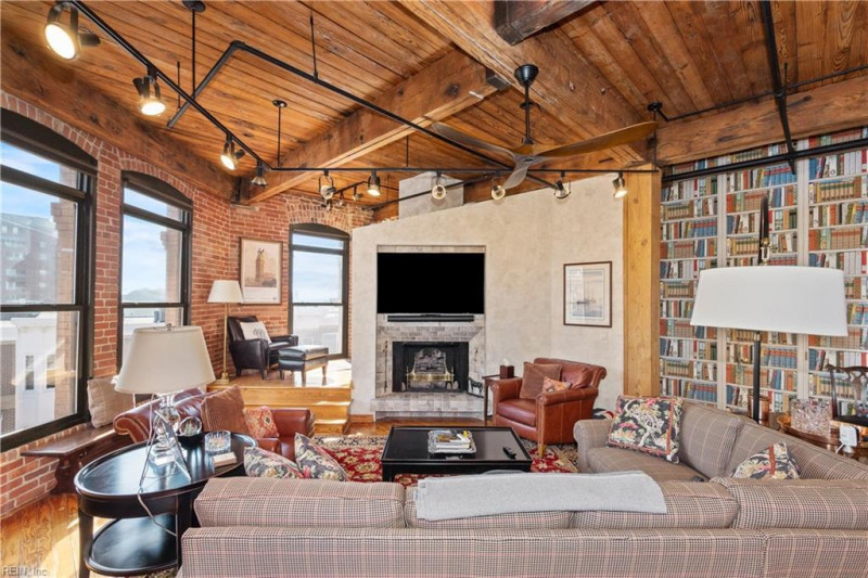Photo 11 of 42 residential for sale in Norfolk virginia