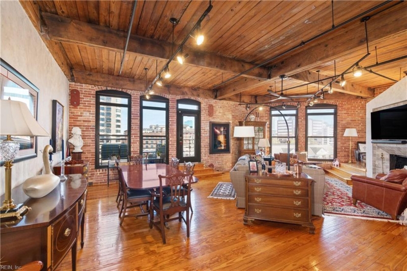 Photo 9 of 42 residential for sale in Norfolk virginia