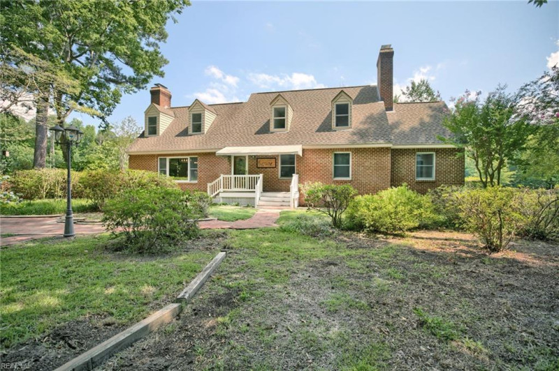 Photo 1 of 41 rental for rent in Gloucester County virginia