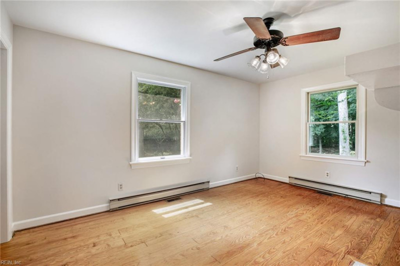 Photo 16 of 41 rental for rent in Gloucester County virginia
