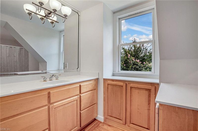 Photo 26 of 41 rental for rent in Gloucester County virginia