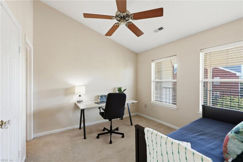 Photo 15 of 41 residential for sale in Norfolk virginia