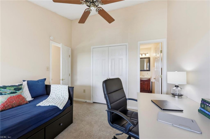 Photo 16 of 41 residential for sale in Norfolk virginia