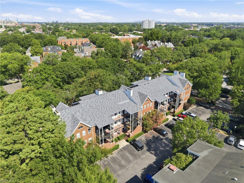 Photo 31 of 41 residential for sale in Norfolk virginia
