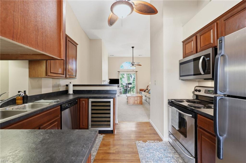 Photo 8 of 41 residential for sale in Norfolk virginia