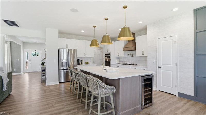 Photo 10 of 44 residential for sale in Suffolk virginia