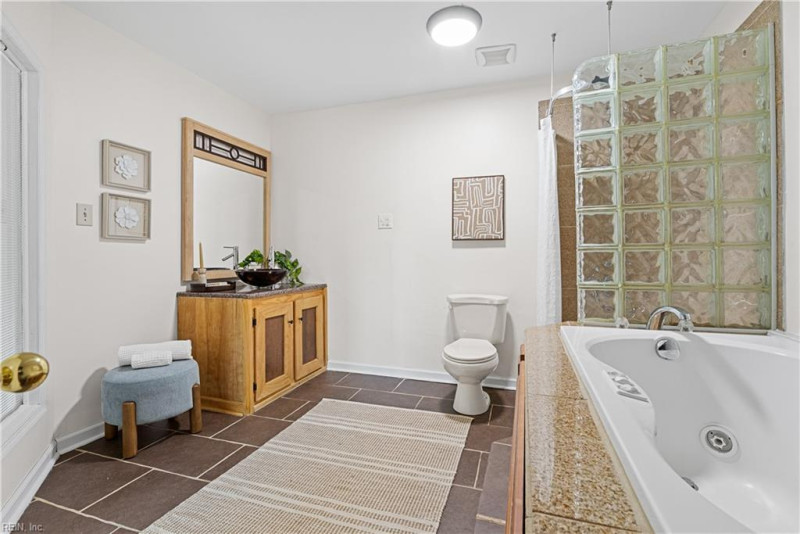 Photo 34 of 41 residential for sale in Virginia Beach virginia