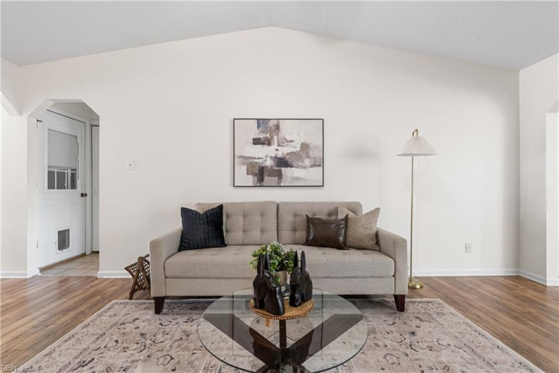 Photo 9 of 41 residential for sale in Virginia Beach virginia