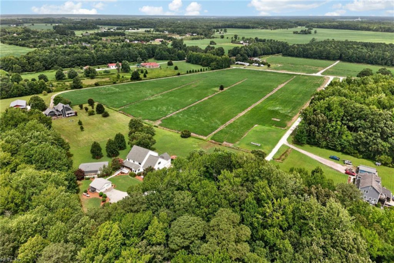 Photo 10 of 50 residential for sale in Virginia Beach virginia
