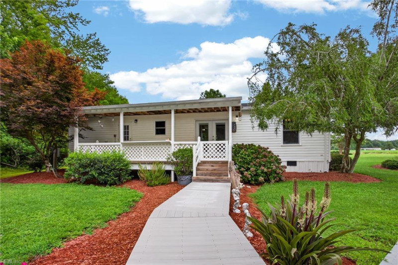 Photo 13 of 50 residential for sale in Virginia Beach virginia
