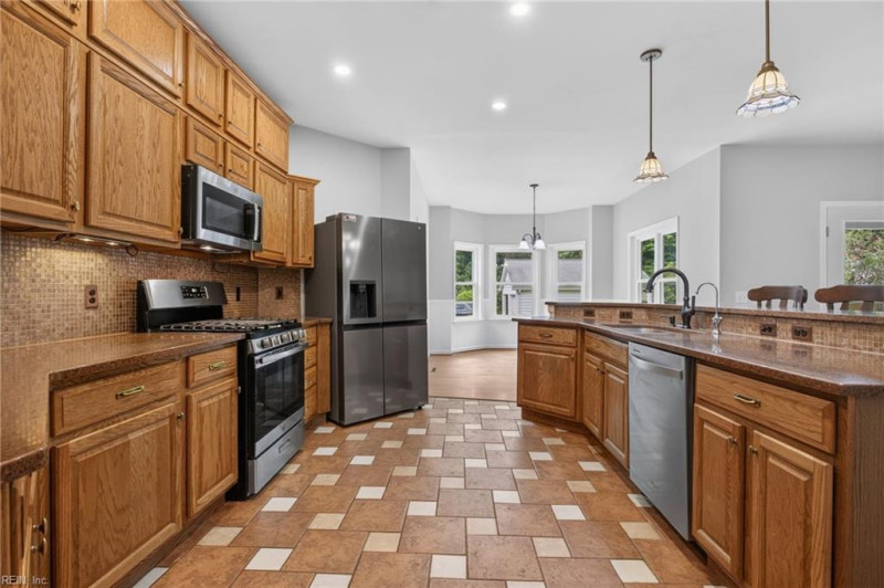 Photo 21 of 50 residential for sale in Virginia Beach virginia