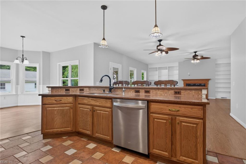 Photo 23 of 50 residential for sale in Virginia Beach virginia