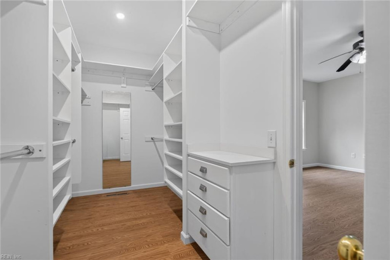 Photo 28 of 50 residential for sale in Virginia Beach virginia