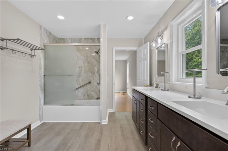 Photo 33 of 50 residential for sale in Virginia Beach virginia