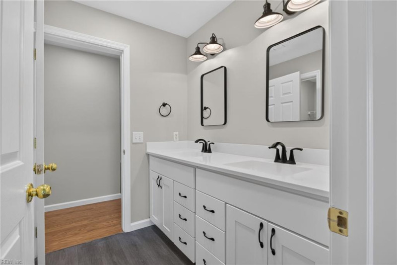 Photo 34 of 50 residential for sale in Virginia Beach virginia