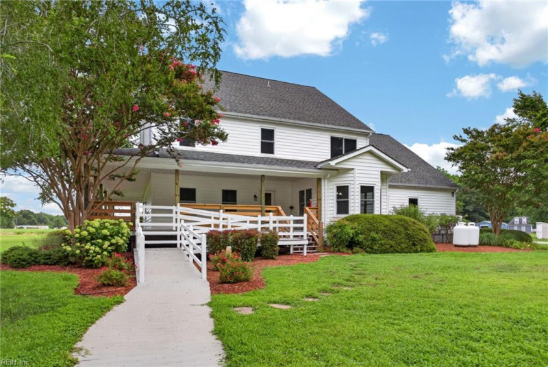 Photo 4 of 50 residential for sale in Virginia Beach virginia