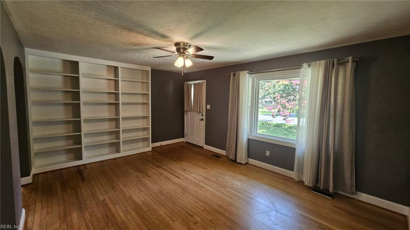 Photo 7 of 13 rental for rent in Chesapeake virginia Photo 7 of 13 rental for rent in Chesapeake virginia