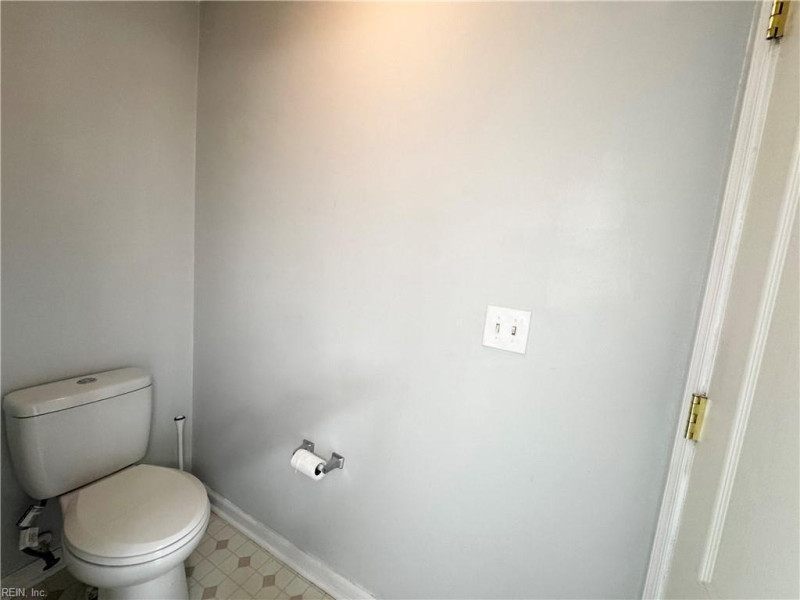 Photo 31 of 48 residential for sale in Virginia Beach virginia