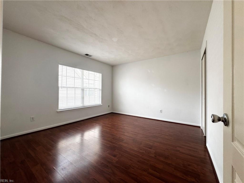 Photo 33 of 48 residential for sale in Virginia Beach virginia