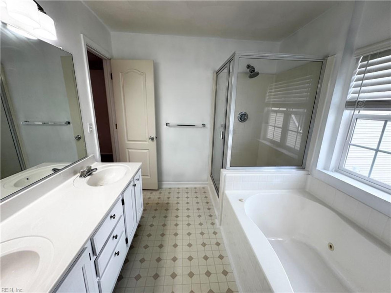 Photo 34 of 48 residential for sale in Virginia Beach virginia