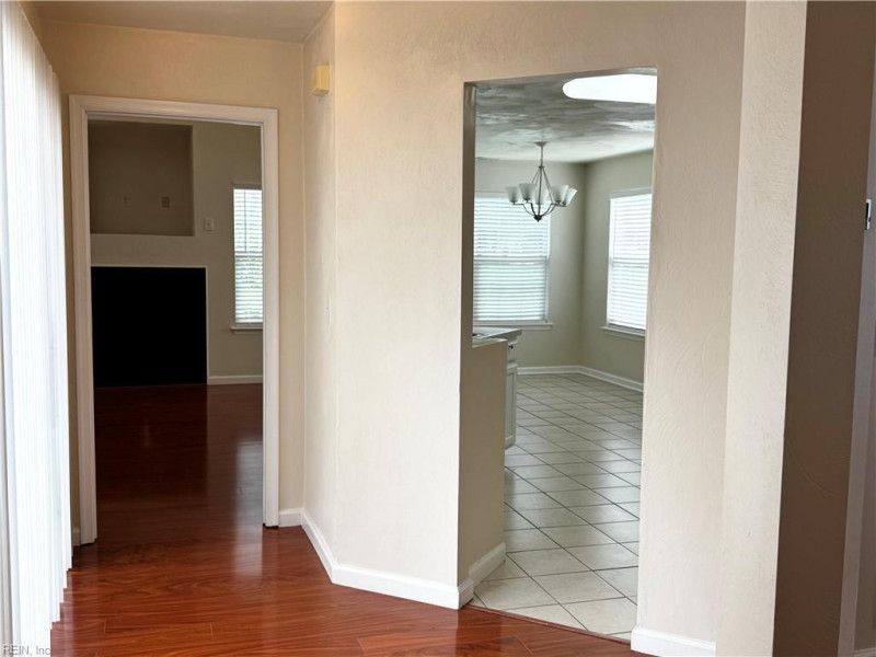Photo 6 of 48 residential for sale in Virginia Beach virginia