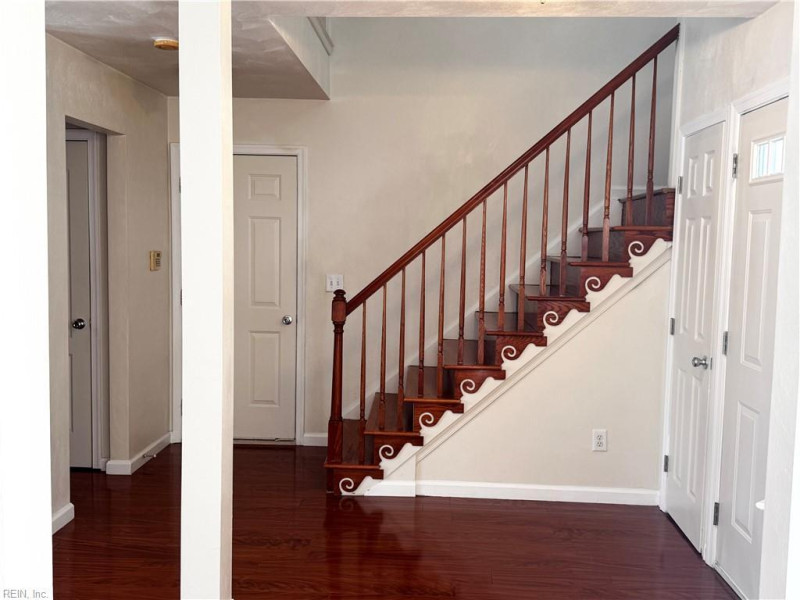 Photo 7 of 48 residential for sale in Virginia Beach virginia