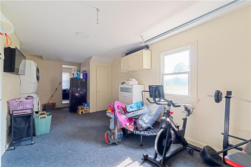 Photo 23 of 42 residential for sale in Chesapeake virginia