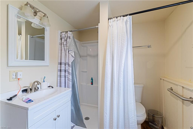 Photo 24 of 42 residential for sale in Chesapeake virginia