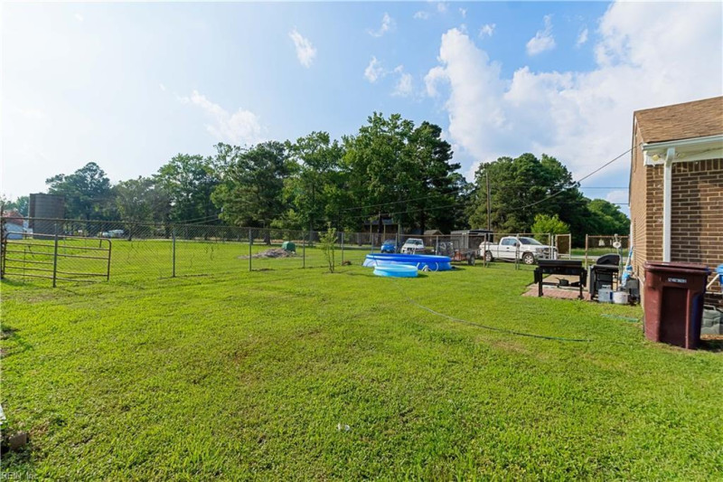 Photo 36 of 42 residential for sale in Chesapeake virginia