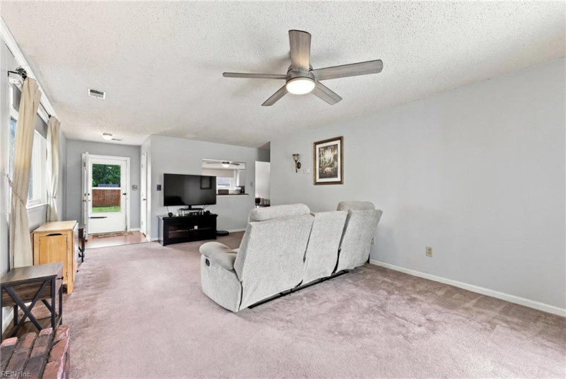 Photo 5 of 18 residential for sale in Virginia Beach virginia Photo 5 of 18 residential for sale in Virginia Beach virginia