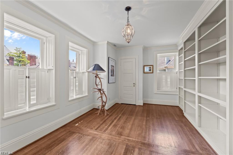 Photo 35 of 50 residential for sale in Norfolk virginia