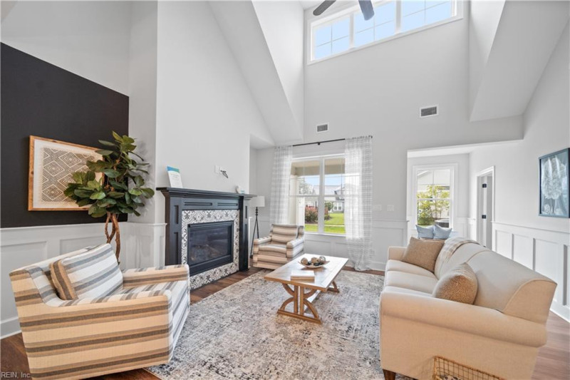 Photo 6 of 38 residential for sale in Chesapeake virginia