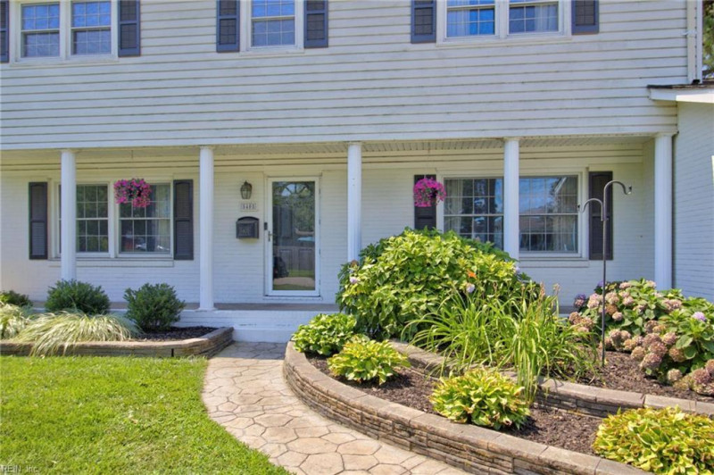 Photo 3 of 38 residential for sale in Virginia Beach virginia Photo 3 of 38 residential for sale in Virginia Beach virginia