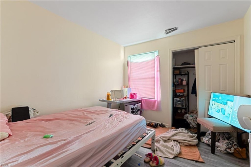 Photo 19 of 20 residential for sale in Chesapeake virginia Photo 19 of 20 residential for sale in Chesapeake virginia