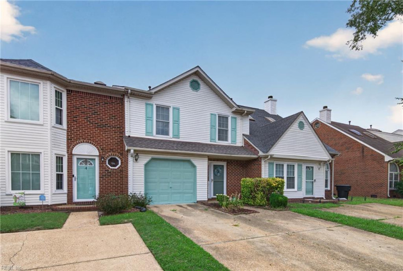 Photo 2 of 46 residential for sale in Portsmouth virginia
